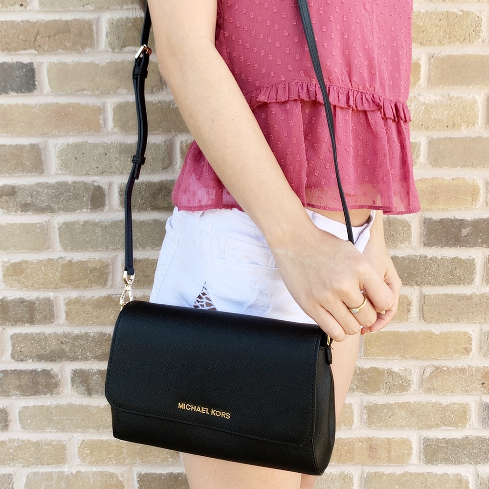 ‼️SALE‼️👜💕Michael Kors medium crossbody black - Picture 3 of 8